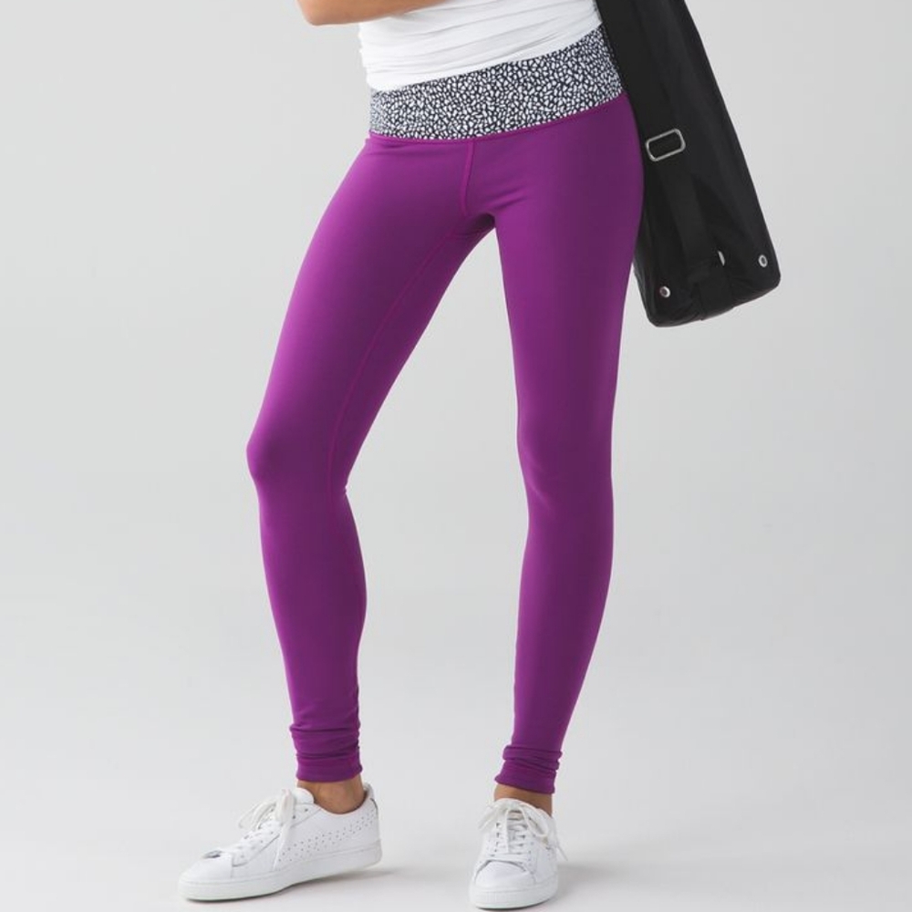 Lululemon Wunder Under Pant III (Reversible)Black / Regal Plum  size 6